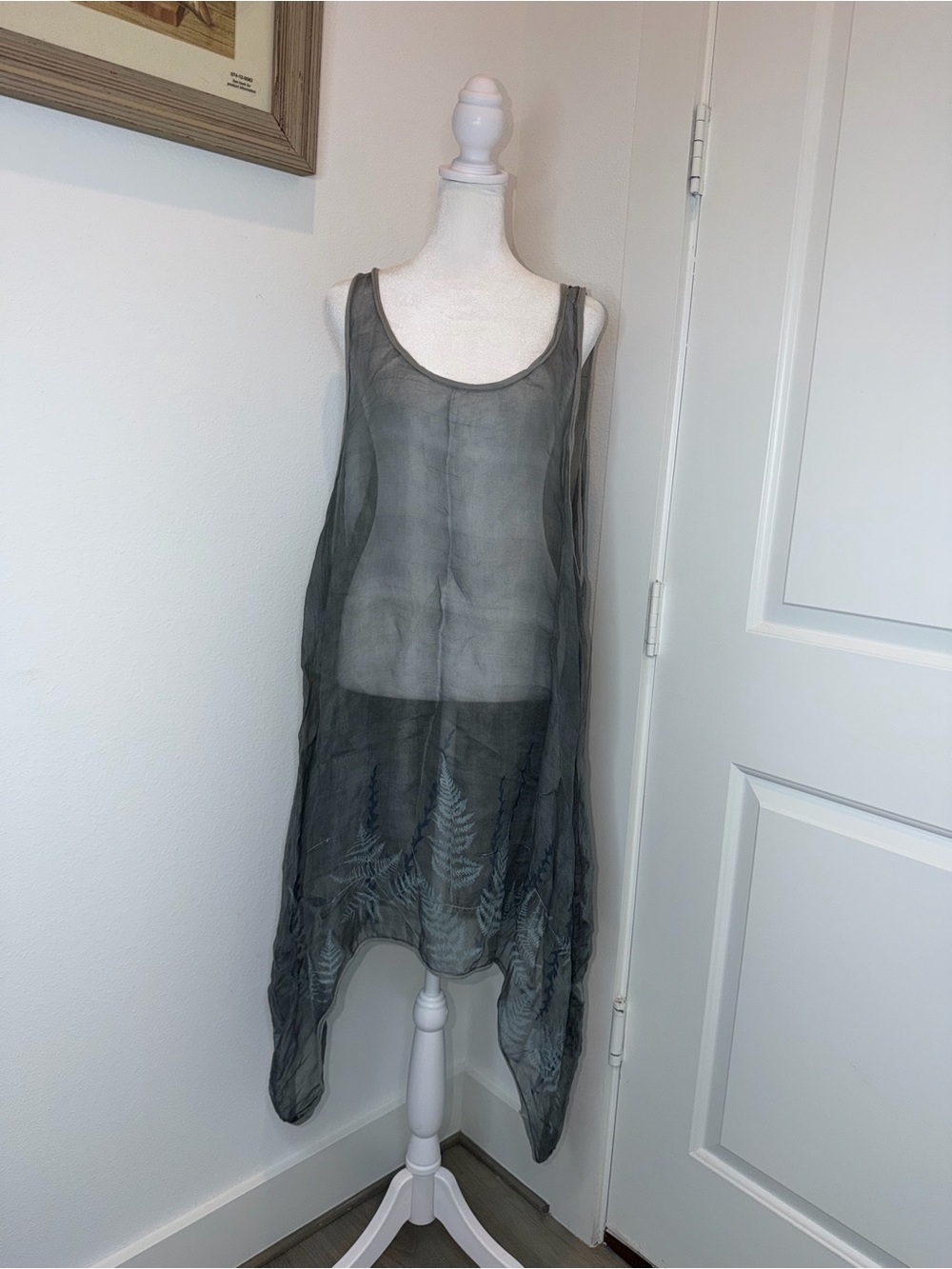 Blue Fish Silver Gray Scoop Neck Tank